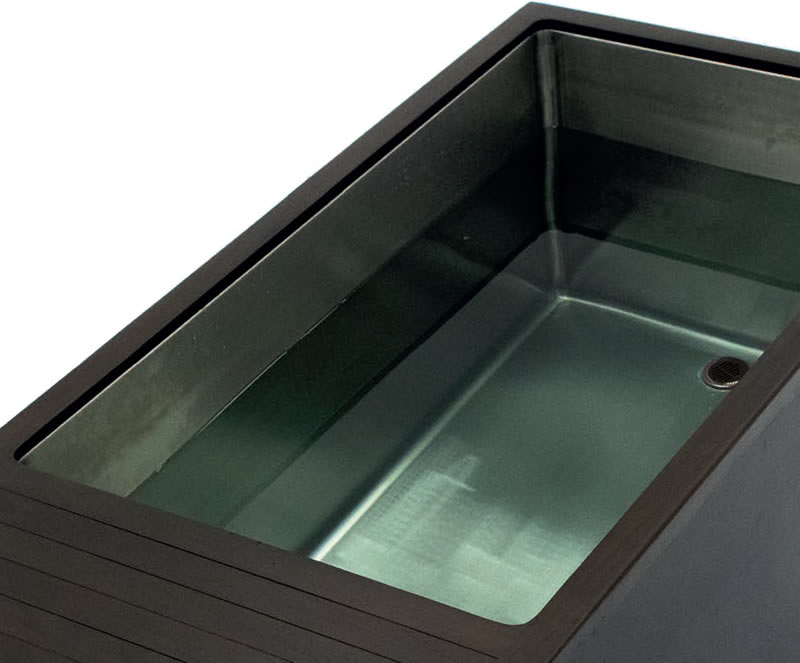 Top view of cold plunge tub.